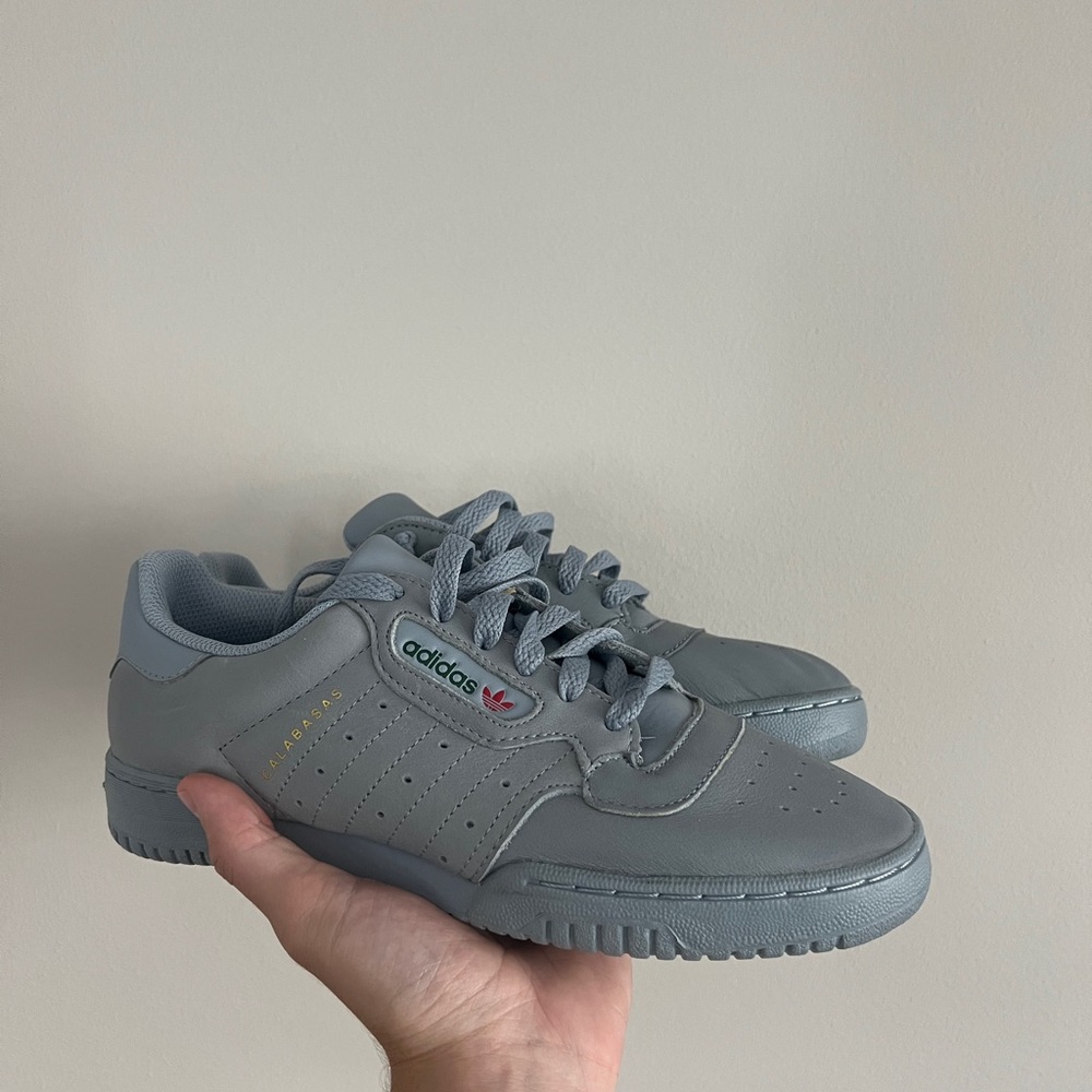 Yeezy Calabasas (Never Worn)